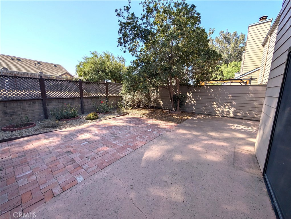 1508 Oakridge Park Property Photo 23