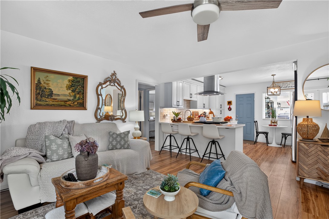 1590 Manhattan Property Photo 10