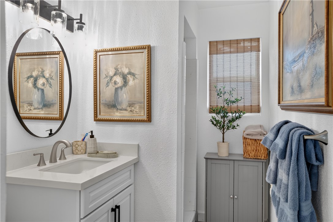 1590 Manhattan Property Photo 25