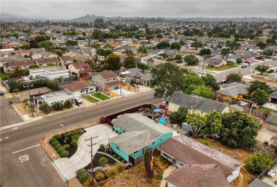 1590 Manhattan Property Photo 34