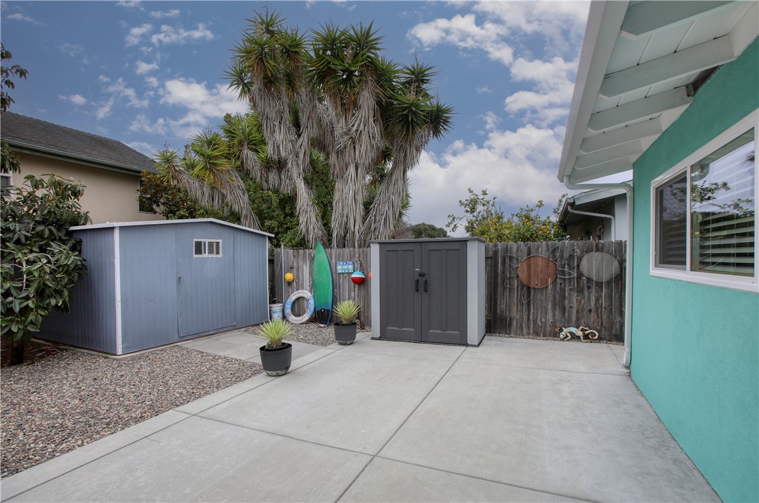 1590 Manhattan Property Photo 42