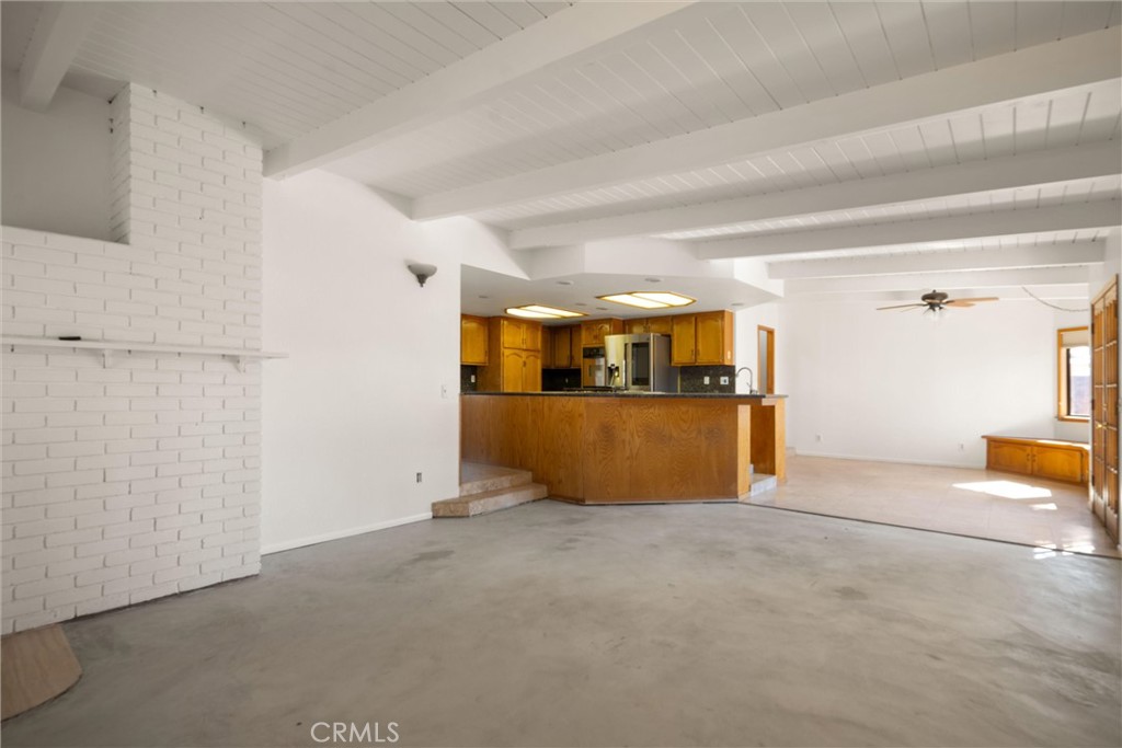 350 Walnut Property Photo 10