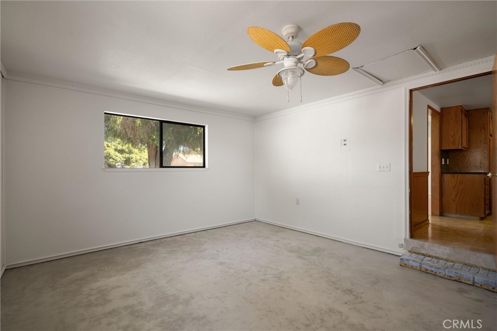 350 Walnut Property Photo 11