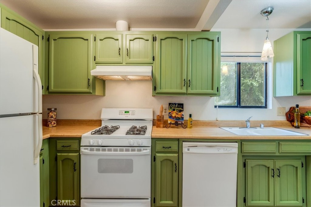 9290 El Bordo A Property Photo 17