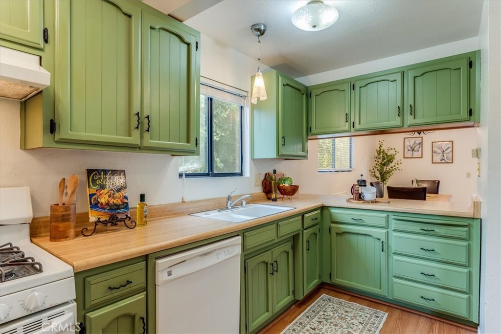 9290 El Bordo A Property Photo 18