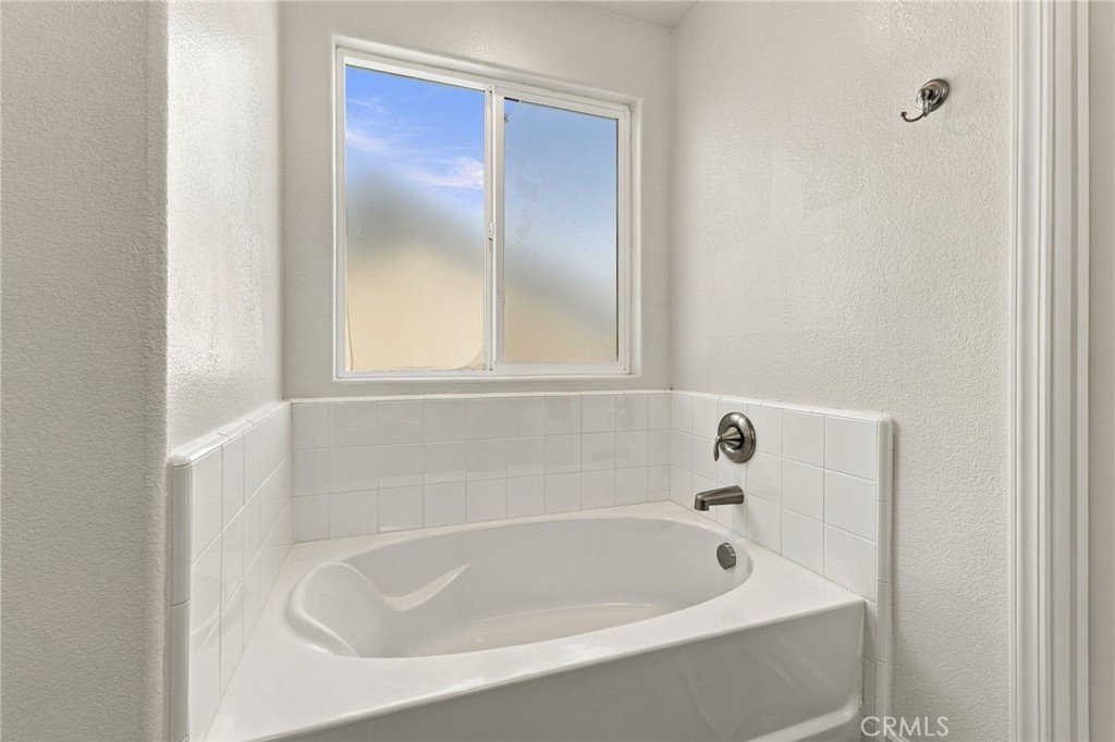 7099 N Shiraz Property Photo 30