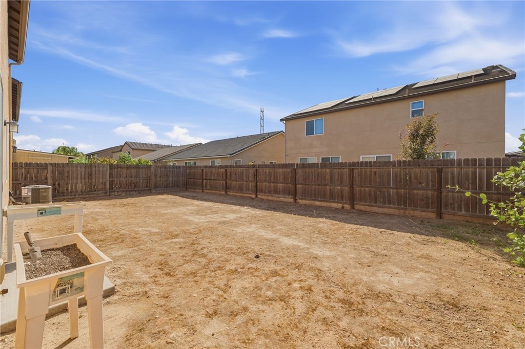 7099 N Shiraz Property Photo 33