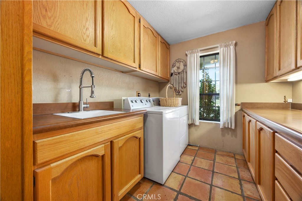 30300 Piebald Court Property Photo 43
