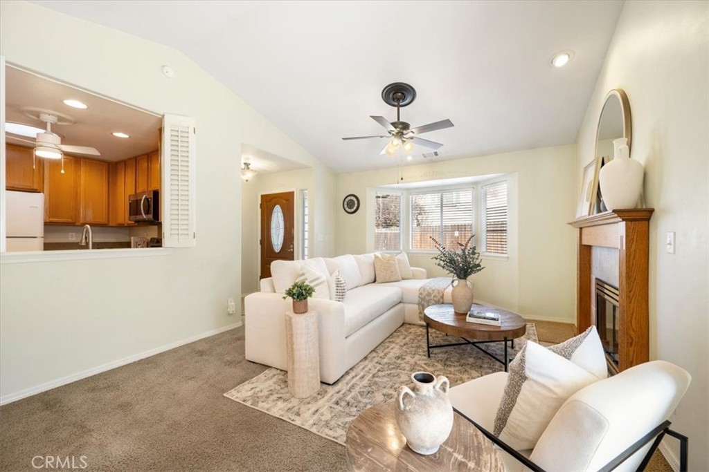 895 Naples Street Property Photo 10