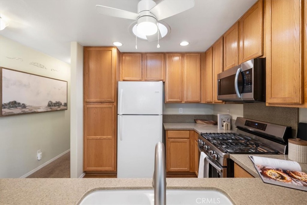 895 Naples Street Property Photo 18