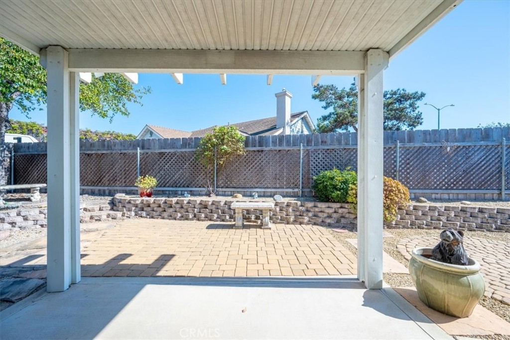 895 Naples Street Property Photo 29
