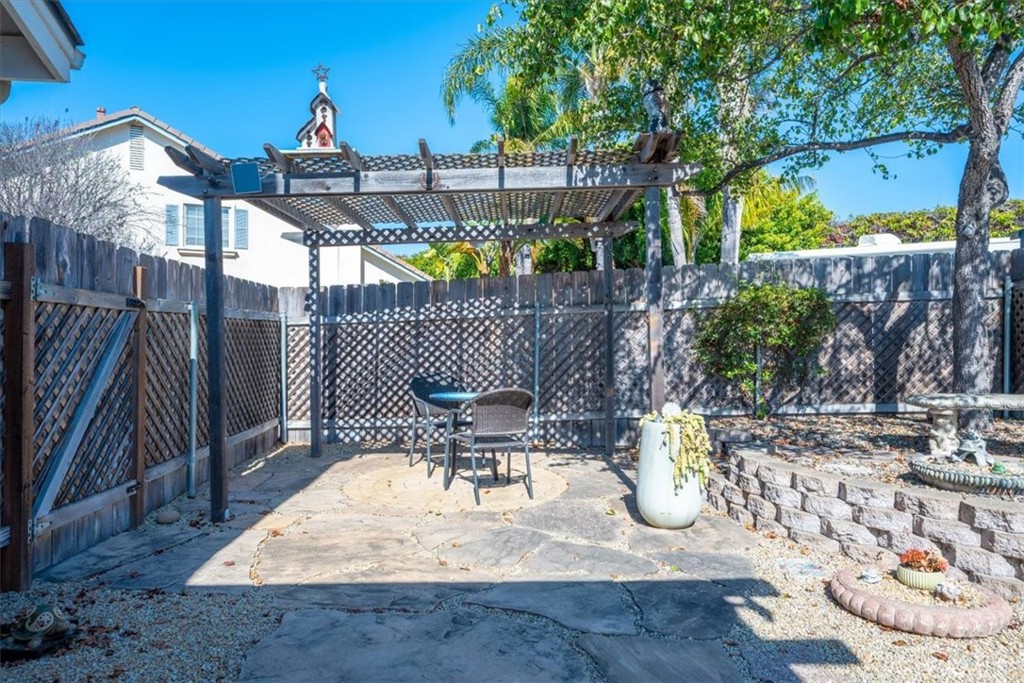 895 Naples Street Property Photo 31