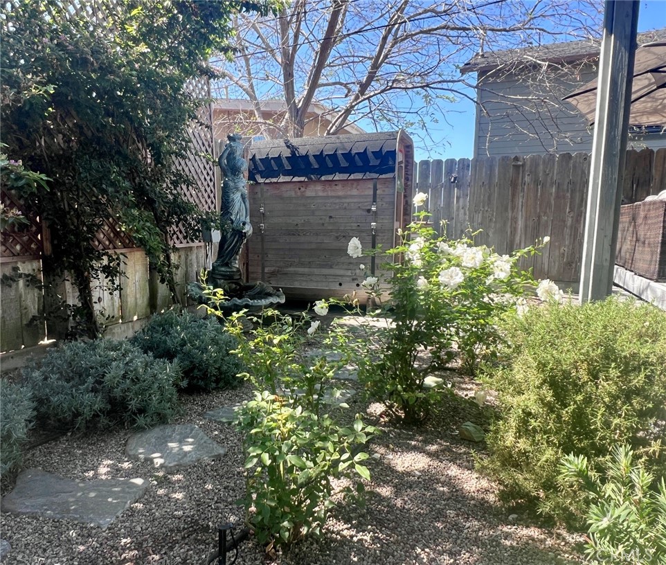 263 N 12th Street Property Photo 15