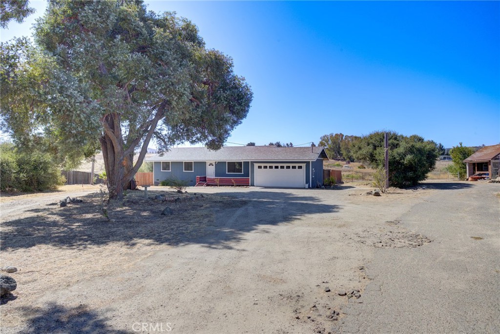 4695 Thread Lane Property Photo 4