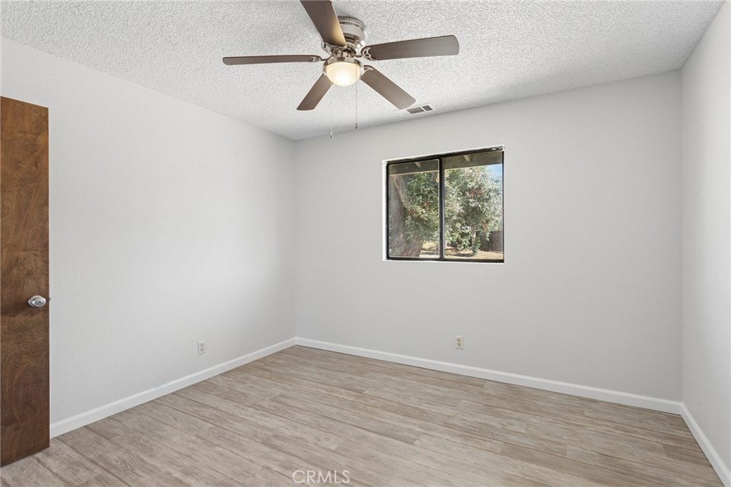 4695 Thread Lane Property Photo 23