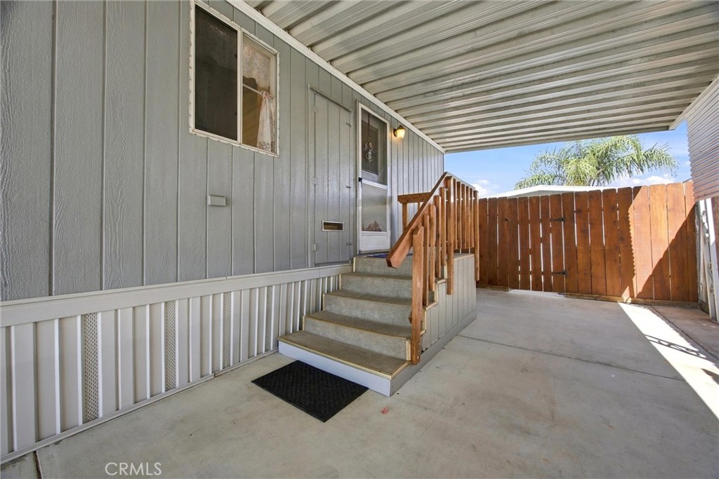 1301 Taft Highway Property Photo 4
