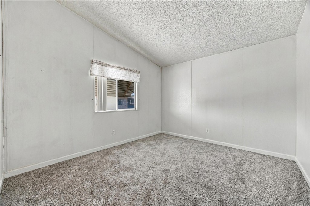 1301 Taft Highway Property Photo 22