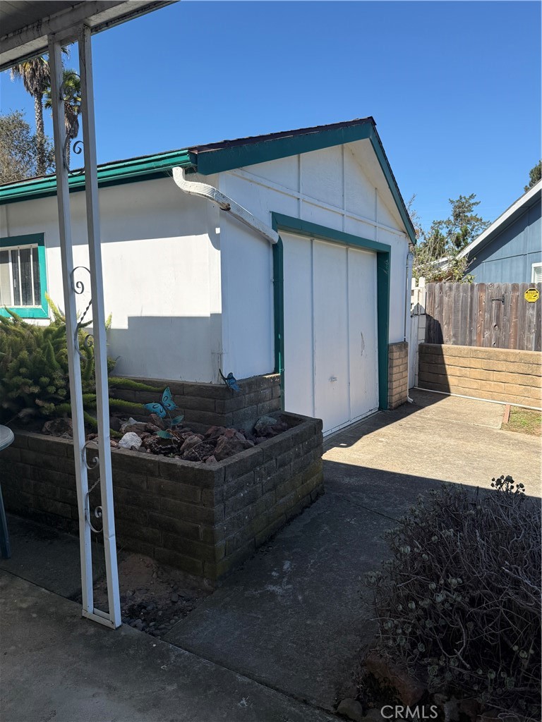 241 Lema Court Property Photo 17
