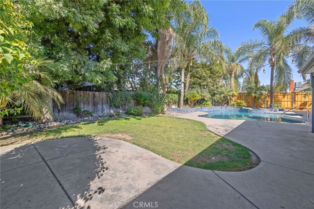 2632 E Paradise Property Photo 40