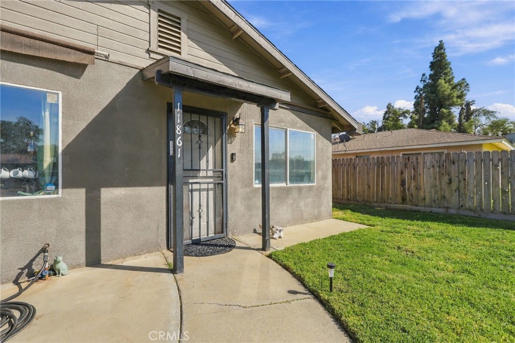 11861 Chris Property Photo 5