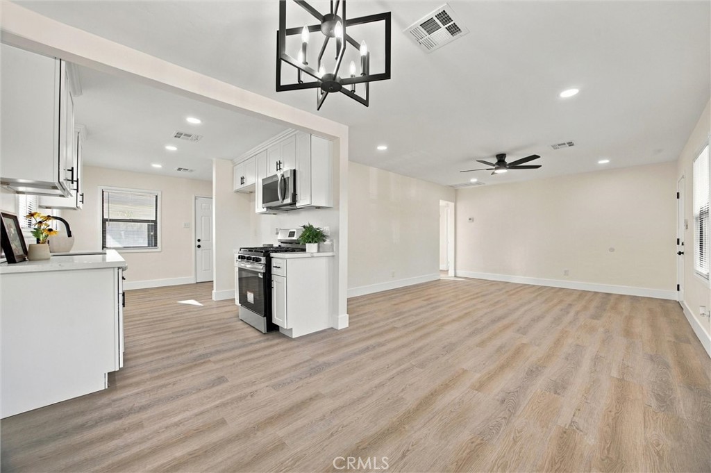 245 Donna Avenue Property Photo 12