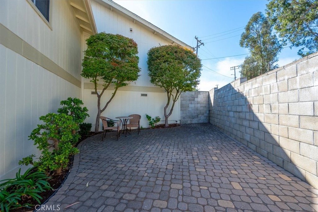 461 Stimson Avenue Property Photo 33
