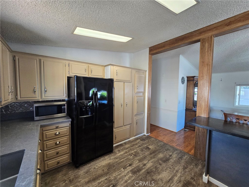 2400 Cienaga 19 Property Photo 6