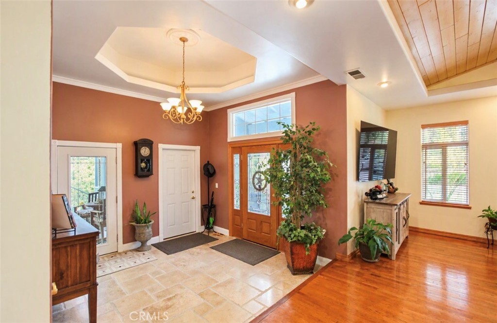 5940 El Pomar Property Photo 4