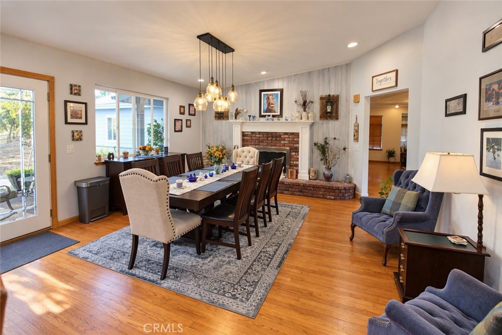 5940 El Pomar Property Photo 8