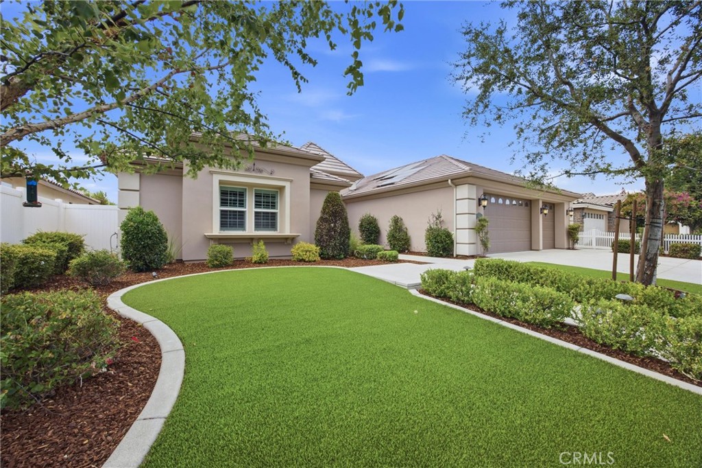 2909 Mandalay Place Property Photo 6