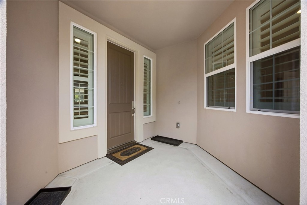2909 Mandalay Place Property Photo 9