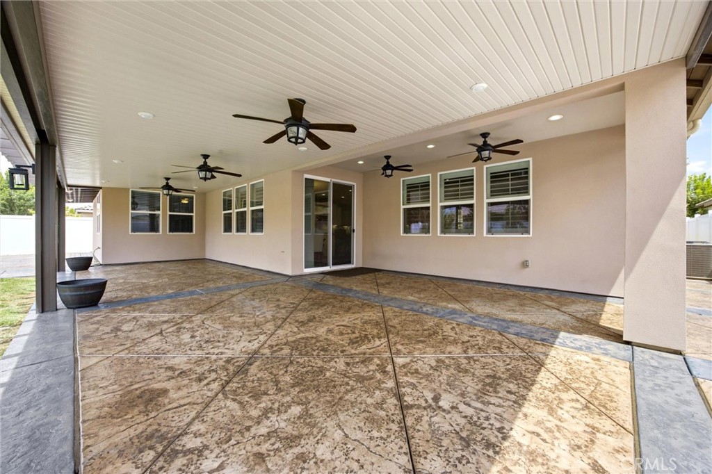 2909 Mandalay Place Property Photo 37