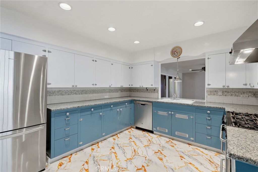 84 S Park Street Property Photo 24