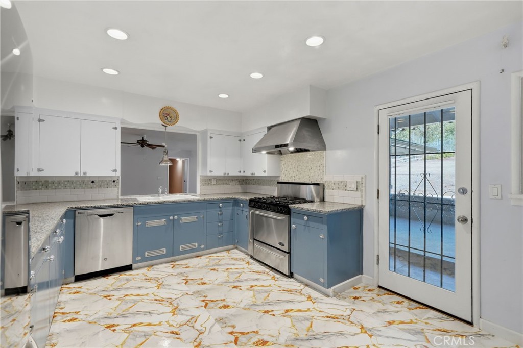84 S Park Street Property Photo 28