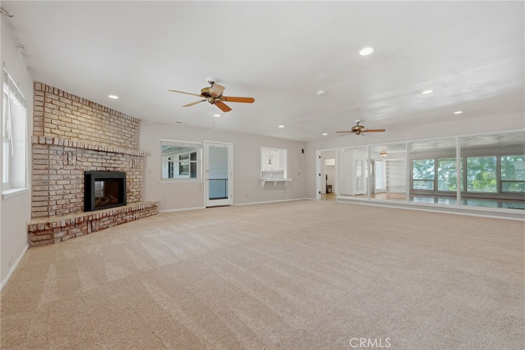 84 S Park Street Property Photo 33