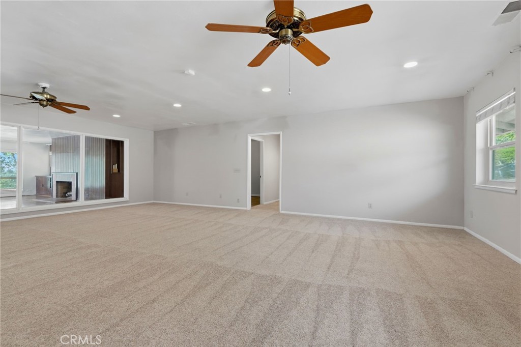 84 S Park Street Property Photo 34