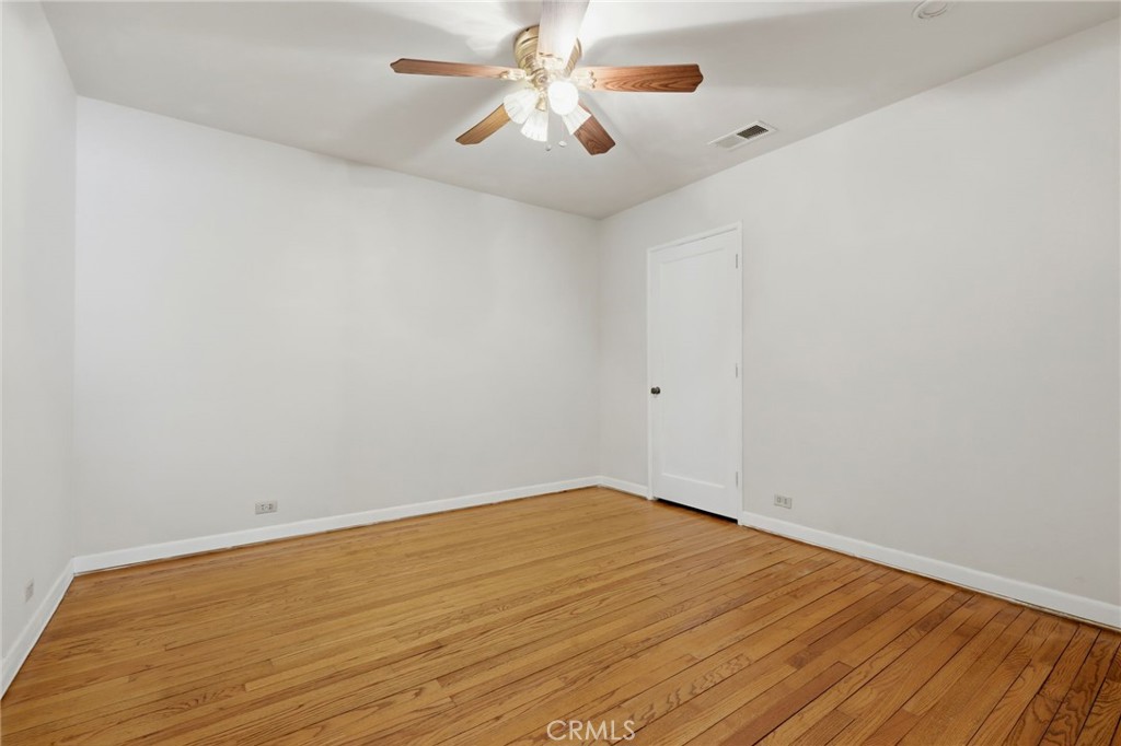 84 S Park Street Property Photo 35