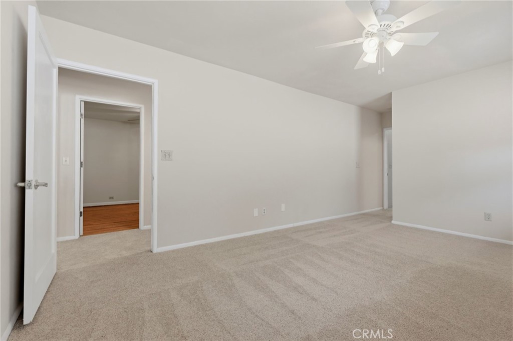 84 S Park Street Property Photo 38