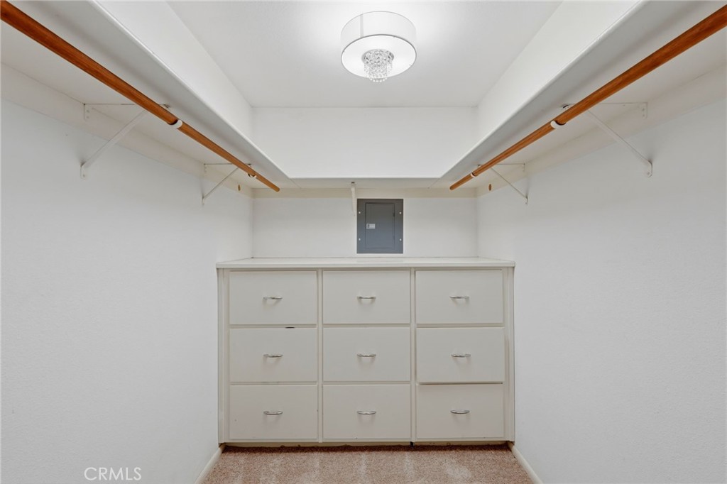84 S Park Street Property Photo 50