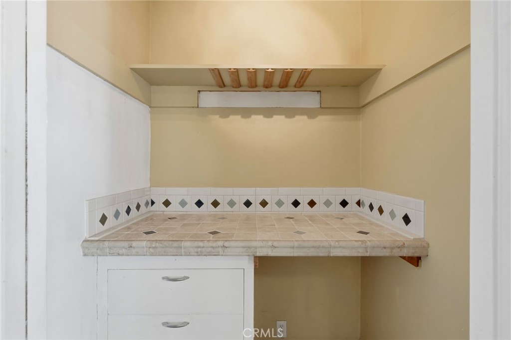 84 S Park Street Property Photo 51