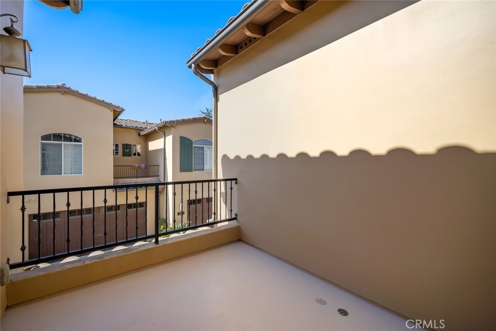 1155 Spring Azure Property Photo 19