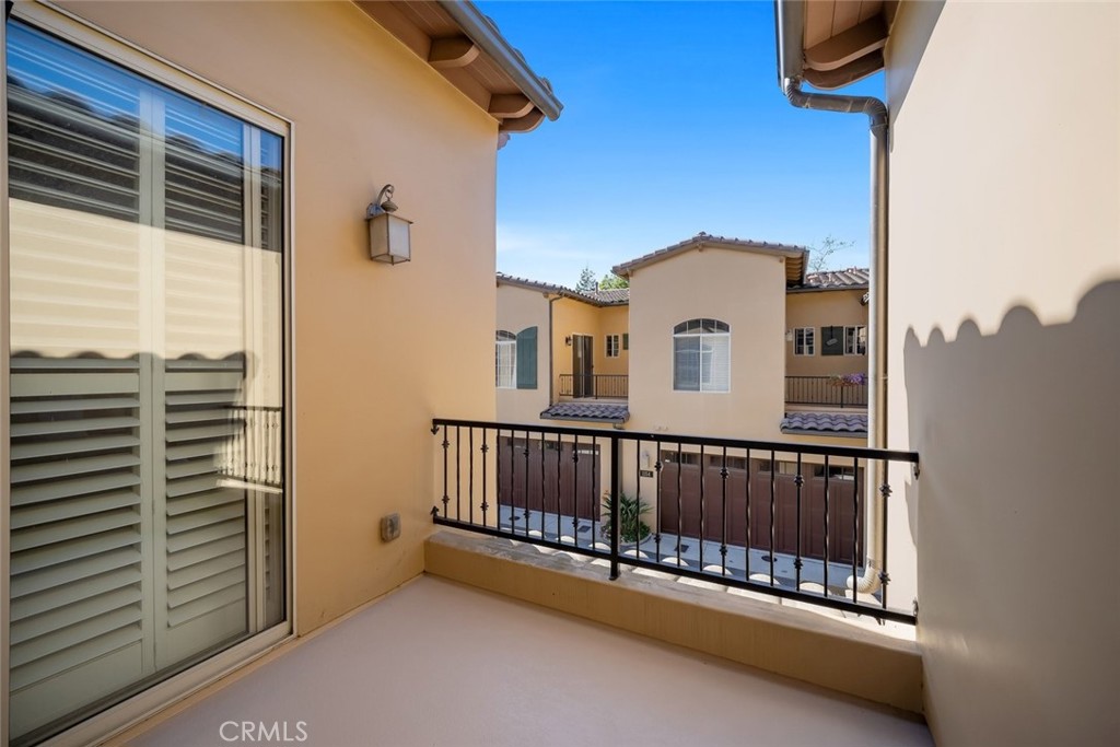 1155 Spring Azure Property Photo 20