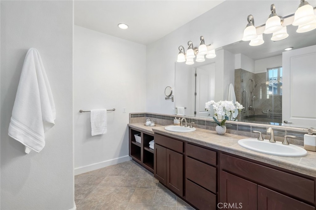 1155 Spring Azure Property Photo 23