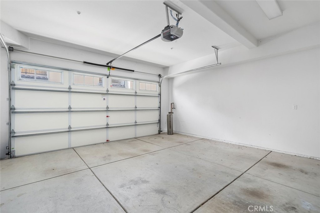 1155 Spring Azure Property Photo 36