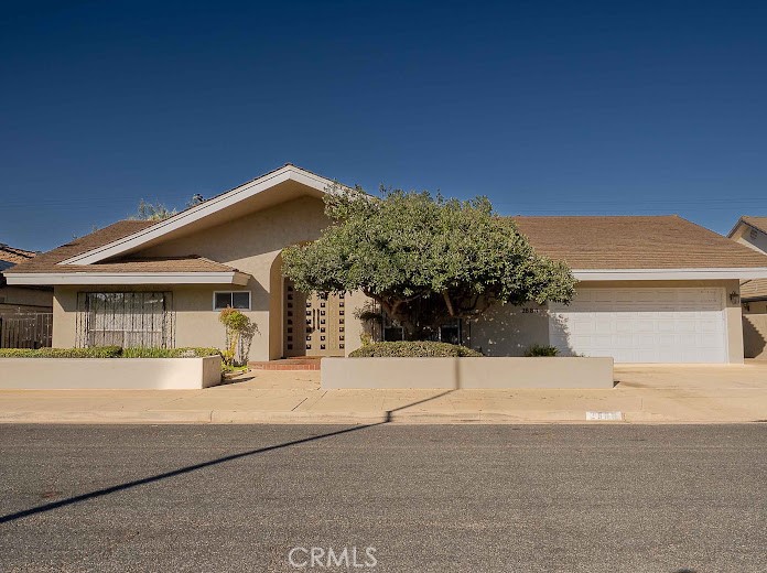 2889 Lorencita Property Photo 1