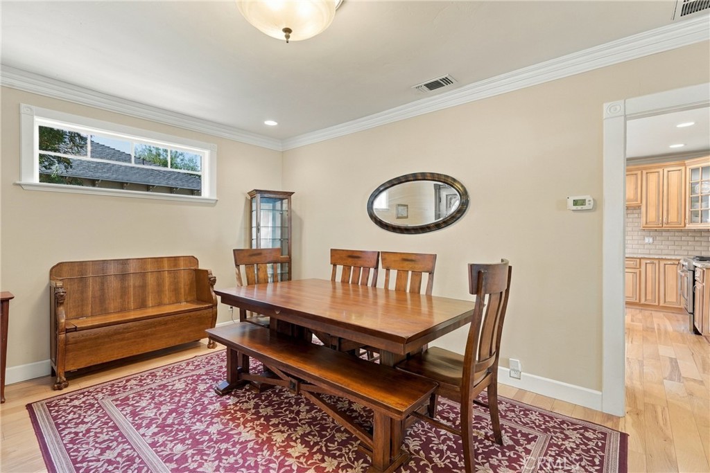 1935 Vine Street Property Photo 6