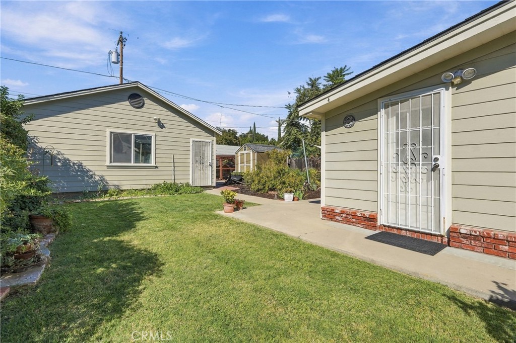 1935 Vine Street Property Photo 15