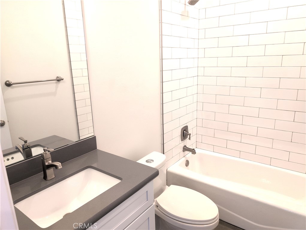1452 Ronald Way Property Photo 23