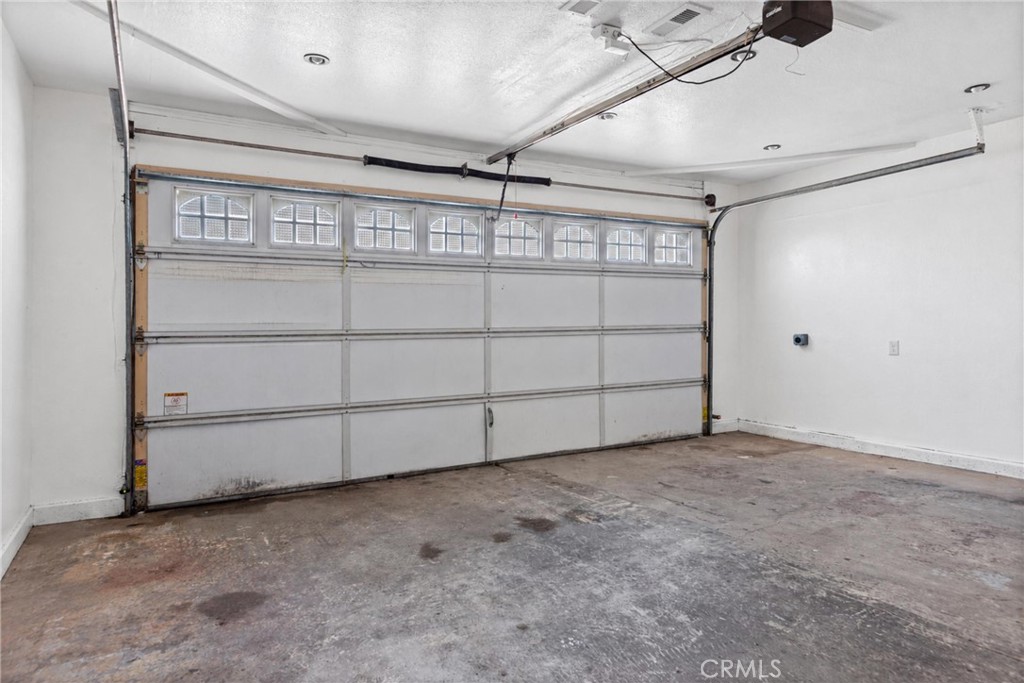 1346 Woodmere Property Photo 20
