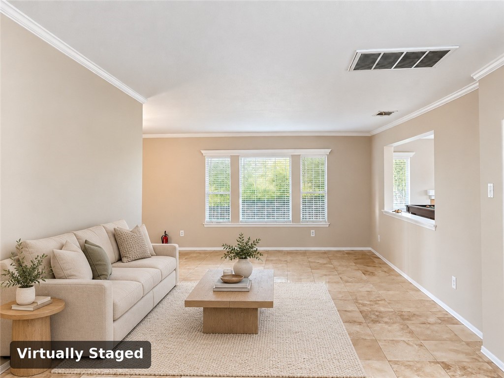 1820 Amy Way Property Photo 7